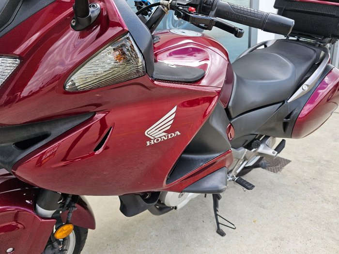 2008 Honda NT700V DEAUVILLE Red