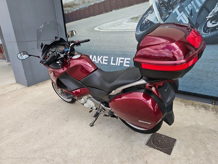 2008 Honda NT700V DEAUVILLE Red