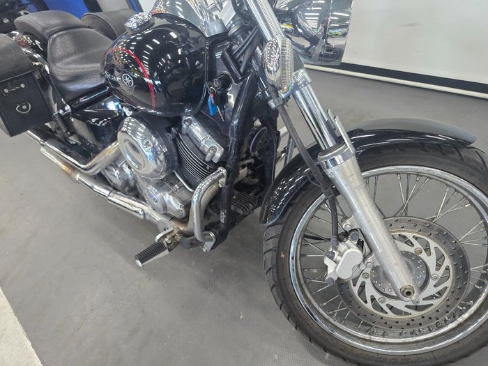 2011 Yamaha XVS650 V-STAR CUSTOM Black