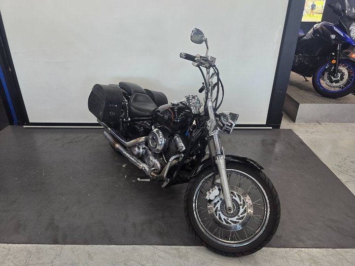 2011 Yamaha XVS650 V-STAR CUSTOM Black