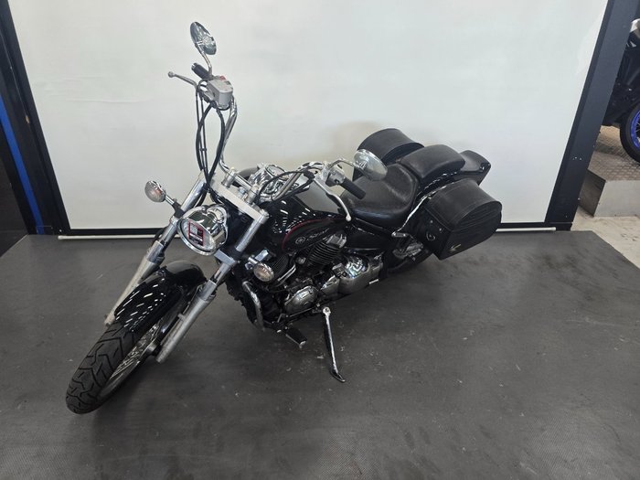 2011 Yamaha XVS650 V-STAR CUSTOM Black