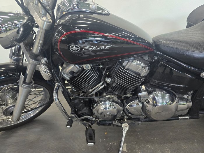 2011 Yamaha XVS650 V-STAR CUSTOM Black