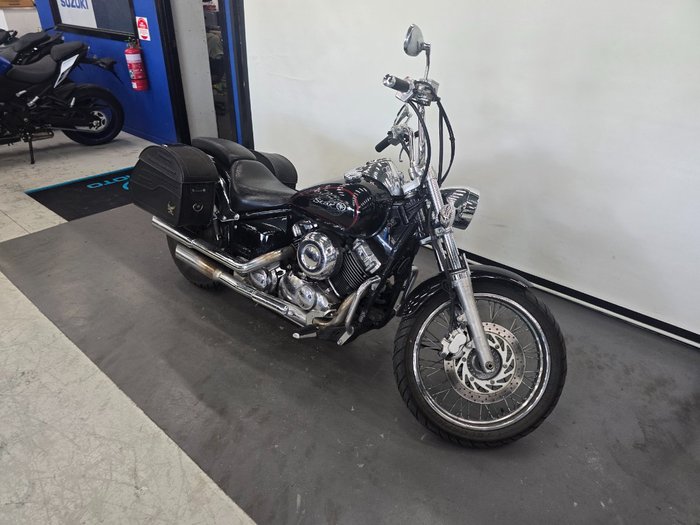 2011 Yamaha XVS650 V-STAR CUSTOM Black
