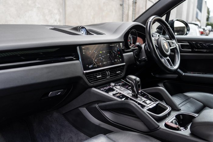 2022 Porsche Cayenne