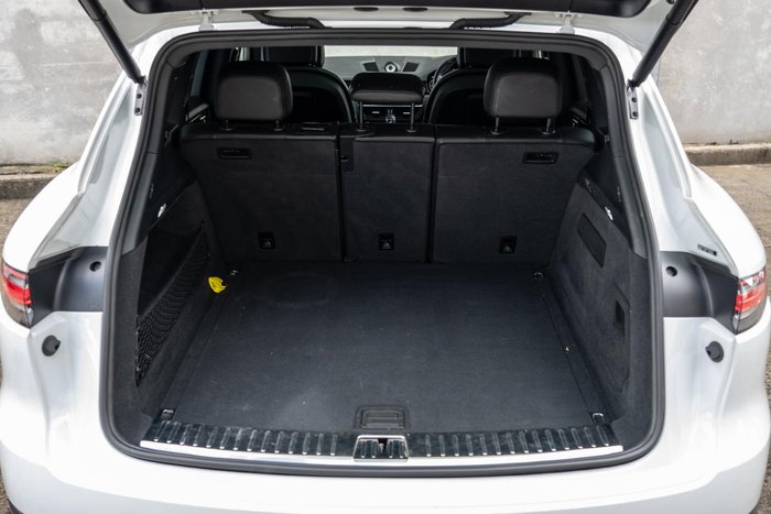 2022 Porsche Cayenne