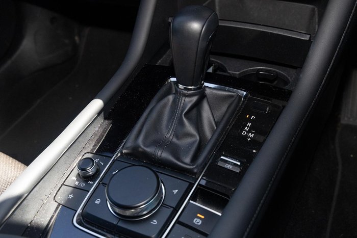 2021 Mazda 3 G20 Evolve