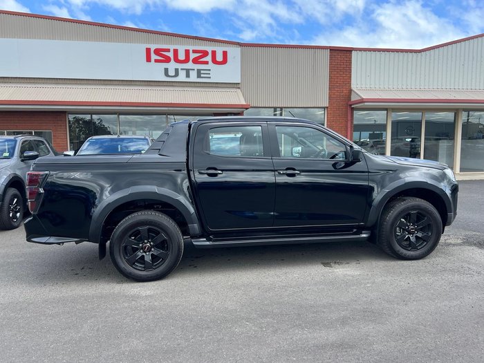 2024 Isuzu D-MAX X-TERRAIN MY24 4X4 Dual Range Basalt Black