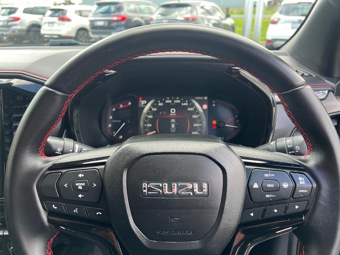 2024 Isuzu D-MAX X-TERRAIN MY24 4X4 Dual Range Basalt Black