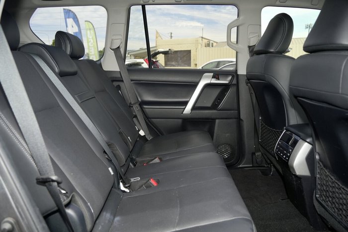 2020 Toyota Landcruiser Prado VX