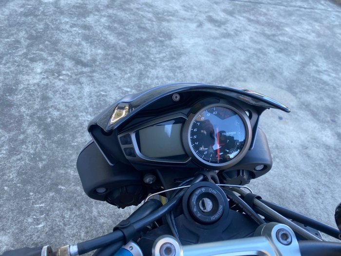 2015 Triumph SPEED TRIPLE R-ABS Grey