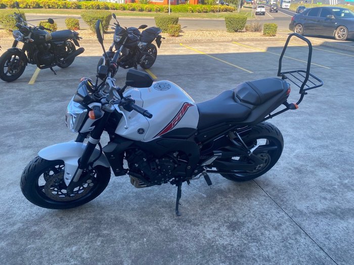 2014 Yamaha FZ1N White