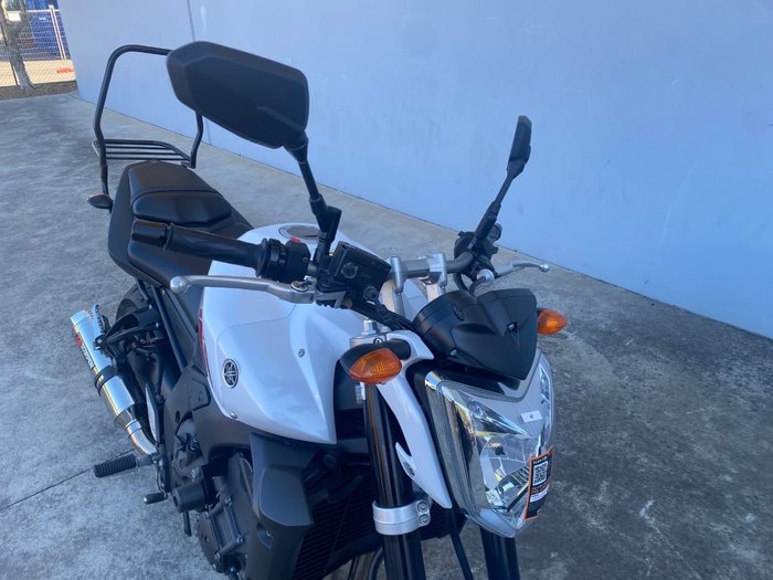 2014 Yamaha FZ1N White