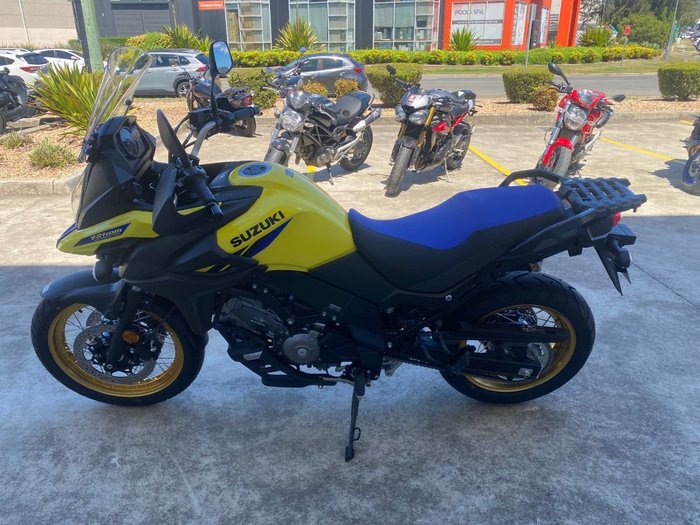 2024 Suzuki V-STROM 650XT (DL650XA) Yellow