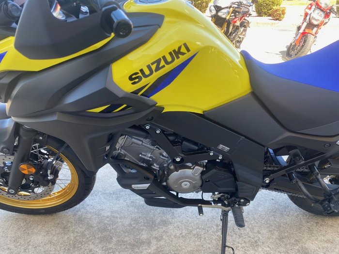 2024 Suzuki V-STROM 650XT (DL650XA) Yellow