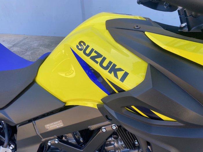 2024 Suzuki V-STROM 650XT (DL650XA) Yellow