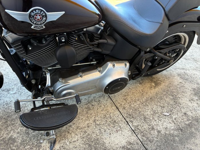 2014 HARLEY-DAVIDSON FLSTF FAT BOY Purple