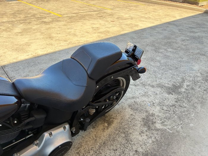 2014 HARLEY-DAVIDSON FLSTF FAT BOY Purple