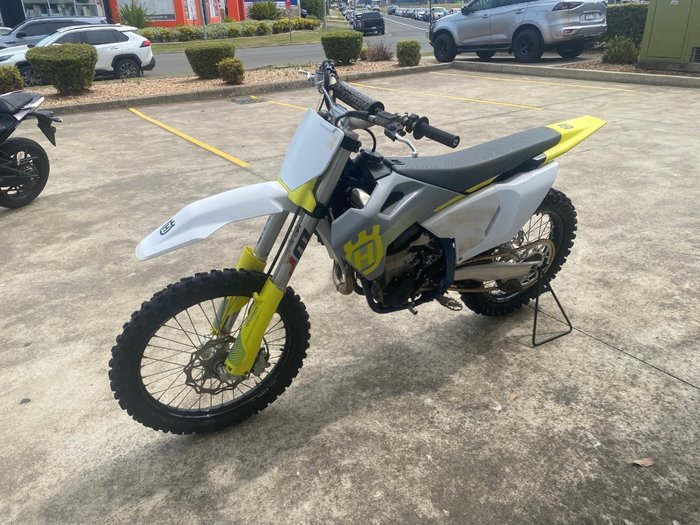 2024 Husqvarna FC450 White