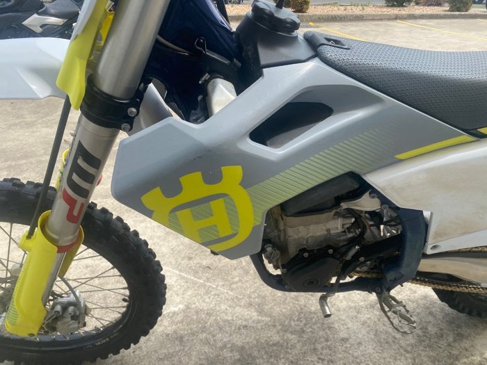 2024 Husqvarna FC450 White