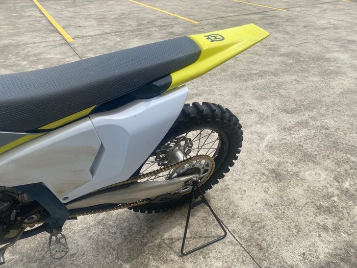 2024 Husqvarna FC450 White