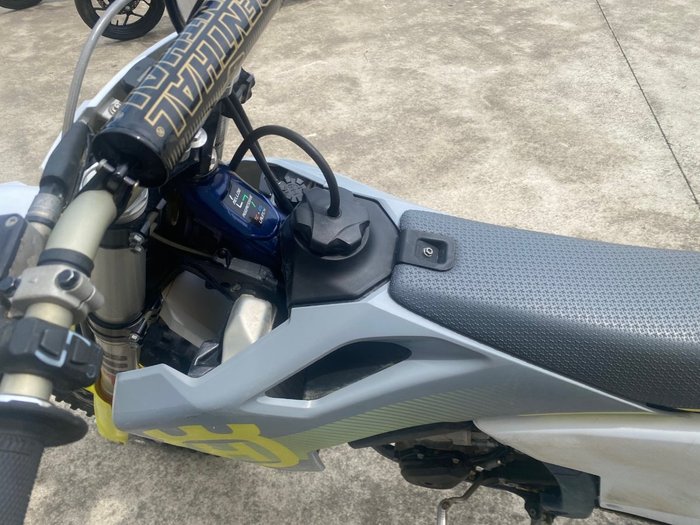 2024 Husqvarna FC450 White