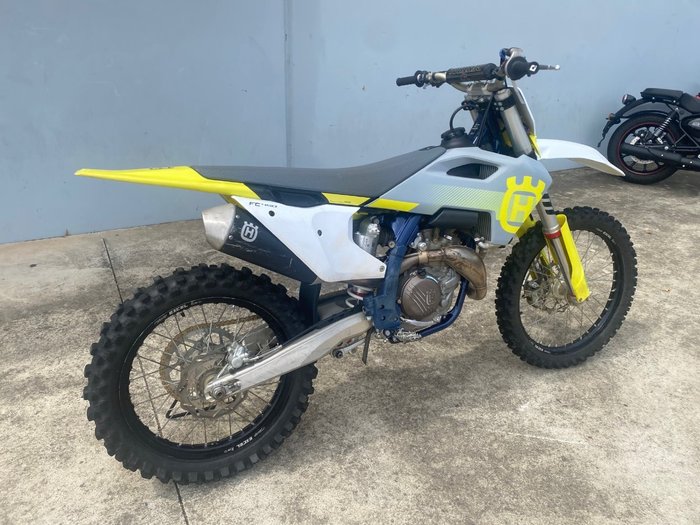 2024 Husqvarna FC450 White