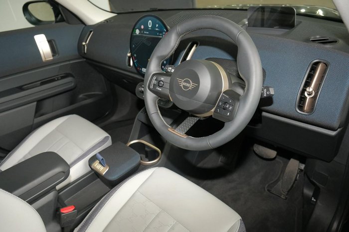 2024 MINI Countryman S Classic