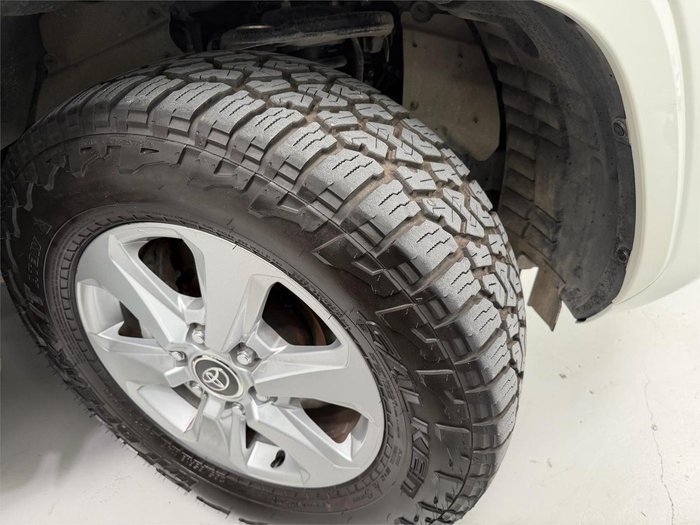 2022 Toyota Landcruiser GXL FJA300R 4X4 Dual Range Crystal Pearl