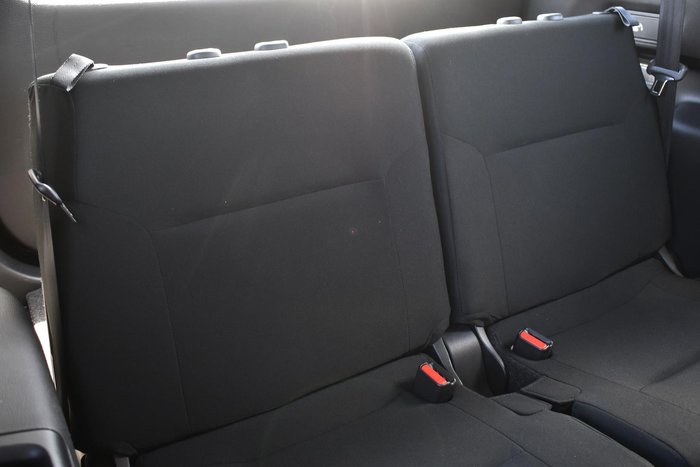 2024 Mitsubishi Outlander ES