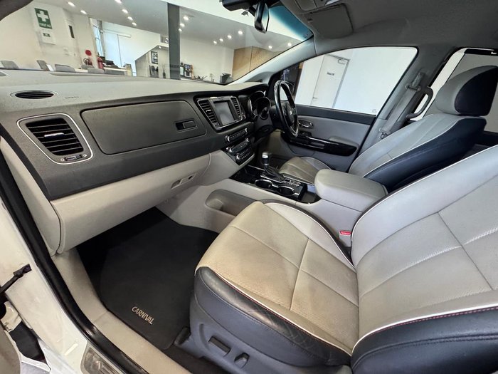 2019 Kia Carnival Platinum