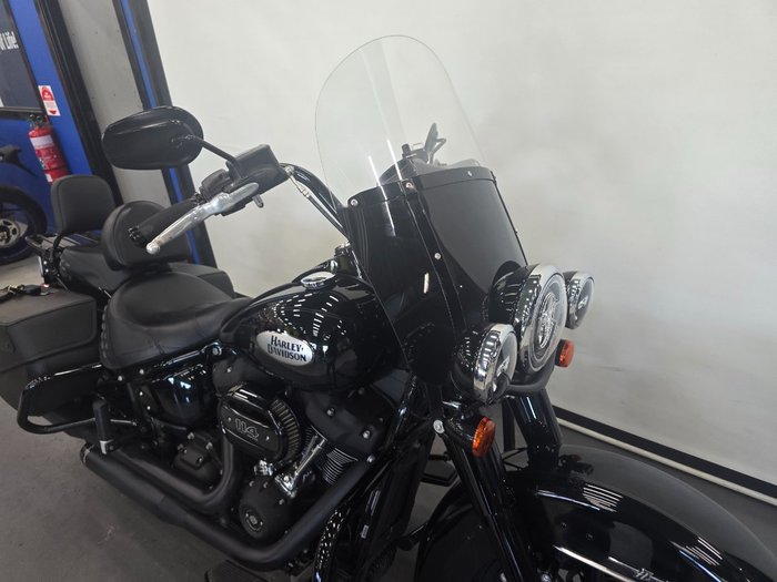 2022 Harley-davidson FLHCS HERITAGE CLASSIC 114 Black