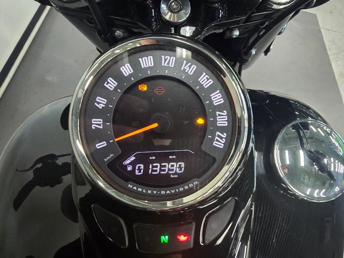 2022 Harley-davidson FLHCS HERITAGE CLASSIC 114 Black