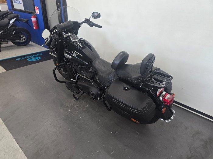 2022 Harley-davidson FLHCS HERITAGE CLASSIC 114 Black