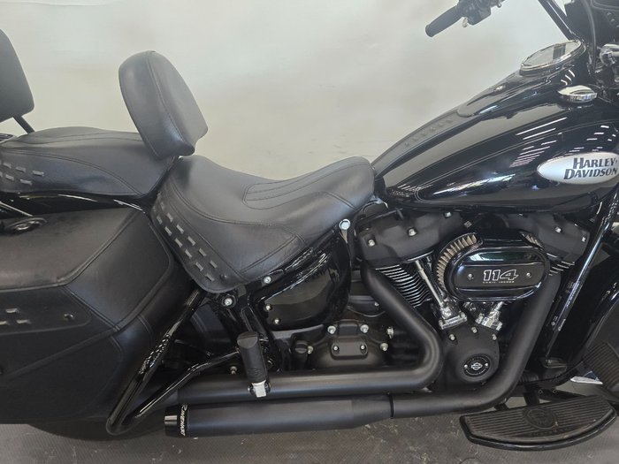 2022 Harley-davidson FLHCS HERITAGE CLASSIC 114 Black