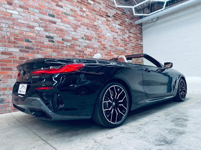 2022 BMW 8 Series 840i M Sport G14 LCI Black Sapphire