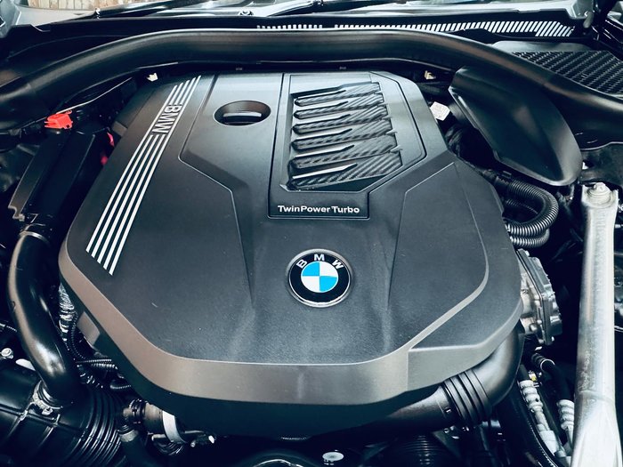 2022 BMW 8 Series 840i M Sport G14 LCI Black Sapphire