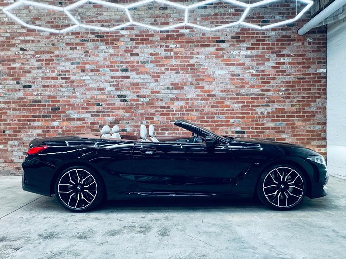 2022 BMW 8 Series 840i M Sport G14 LCI Black Sapphire