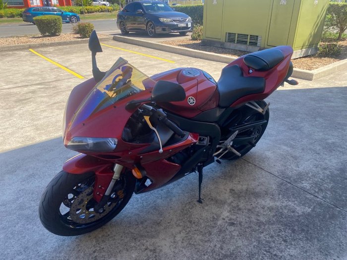 2004 Yamaha YZF-R1