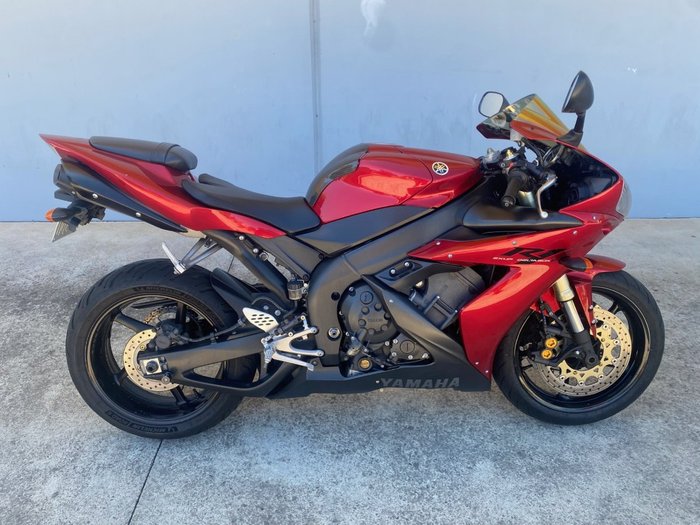 2004 Yamaha YZF-R1