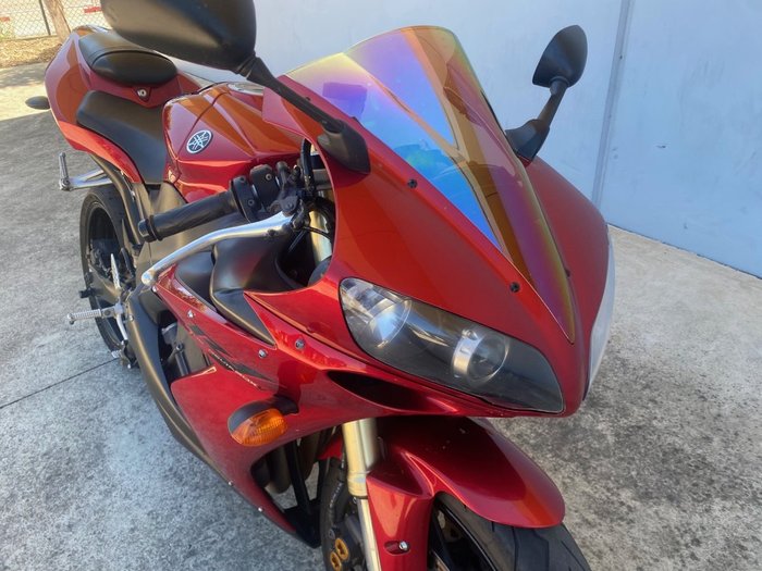 2004 Yamaha YZF-R1