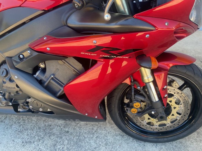2004 Yamaha YZF-R1