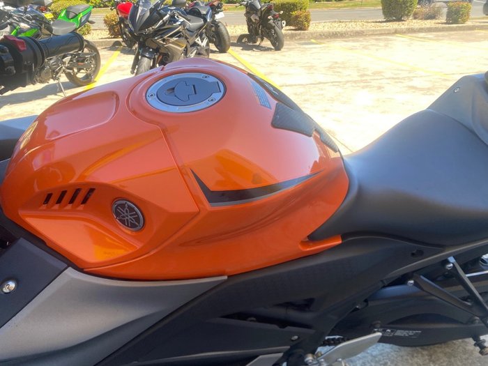 2022 Yamaha YZF-R3 Orange