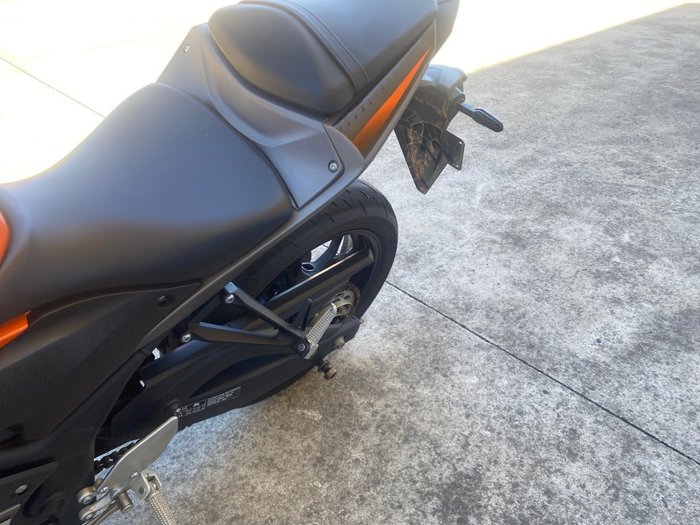 2022 Yamaha YZF-R3 Orange