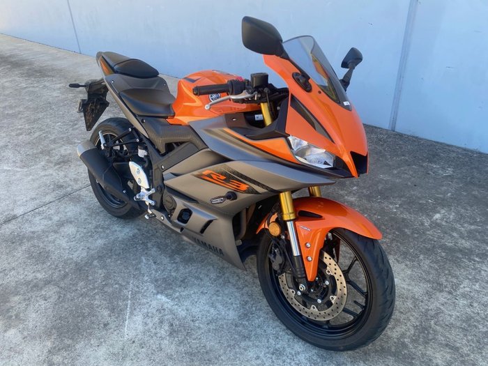 2022 Yamaha YZF-R3 Orange