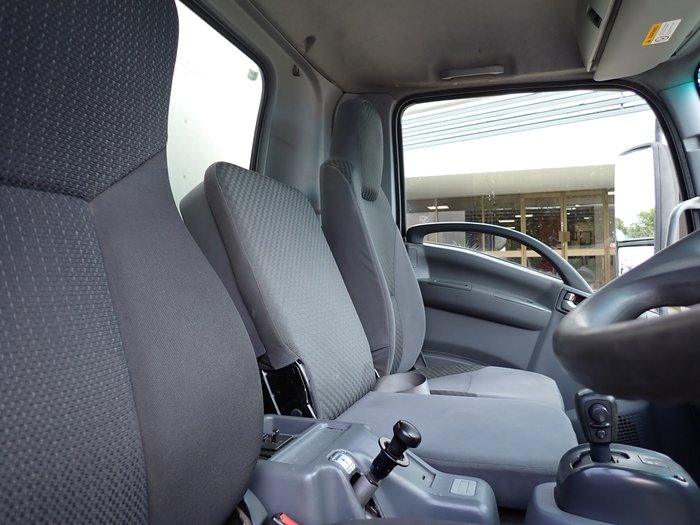 2016 ISUZU FRR 107-210