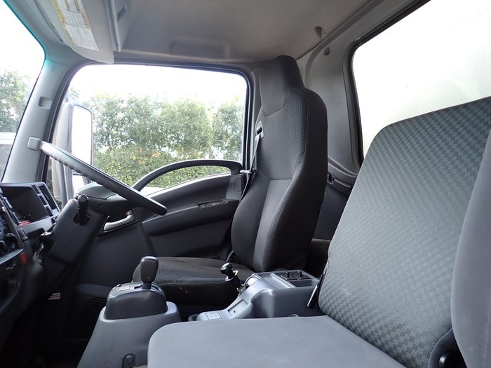 2016 ISUZU FRR 107-210