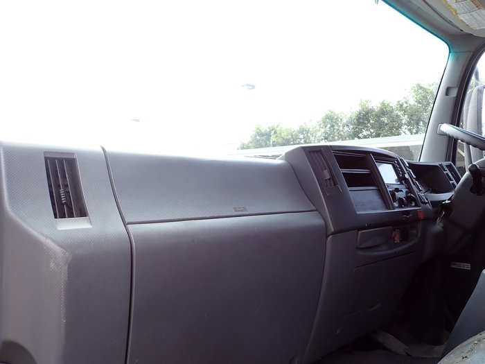 2016 ISUZU FRR 107-210