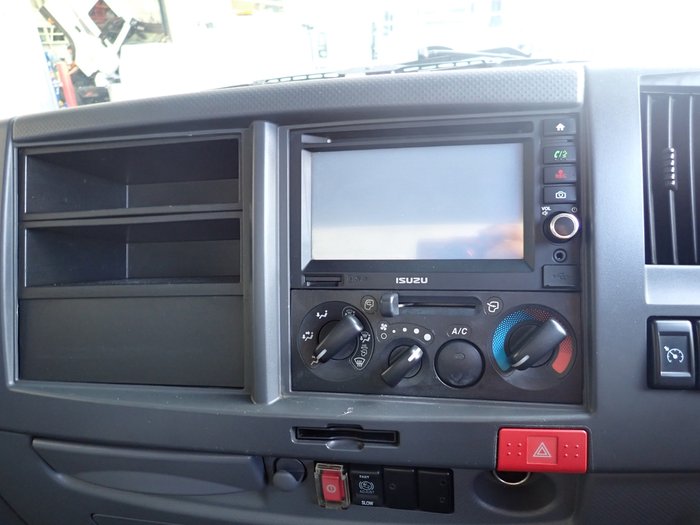 2016 ISUZU FRR 107-210