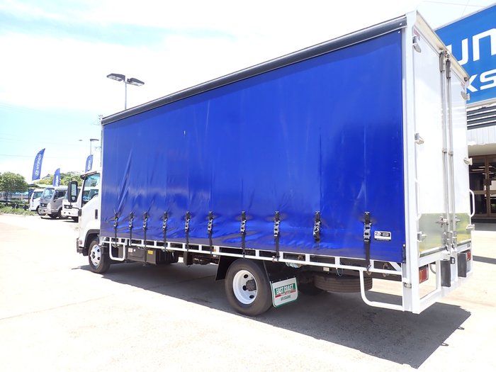 2016 ISUZU FRR 107-210