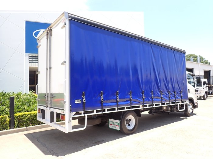 2016 ISUZU FRR 107-210